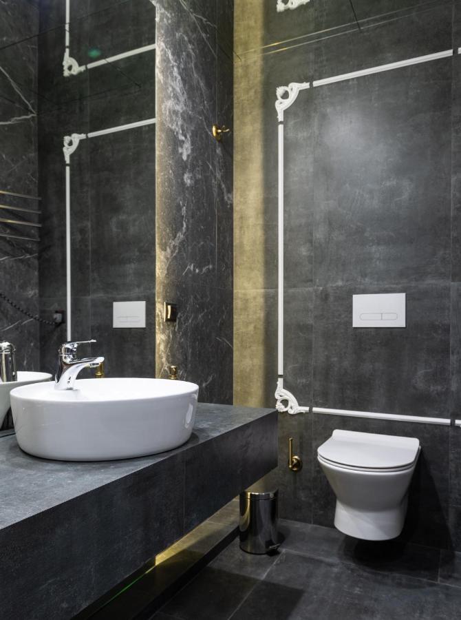 Mr Grey Boutique Hotel โอเดสซา ภายนอก รูปภาพ