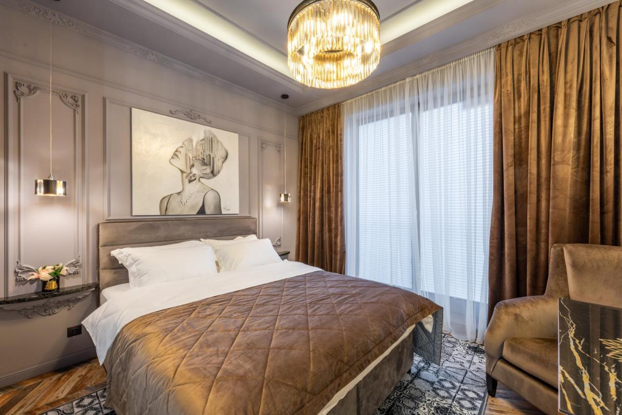 Mr Grey Boutique Hotel โอเดสซา ภายนอก รูปภาพ