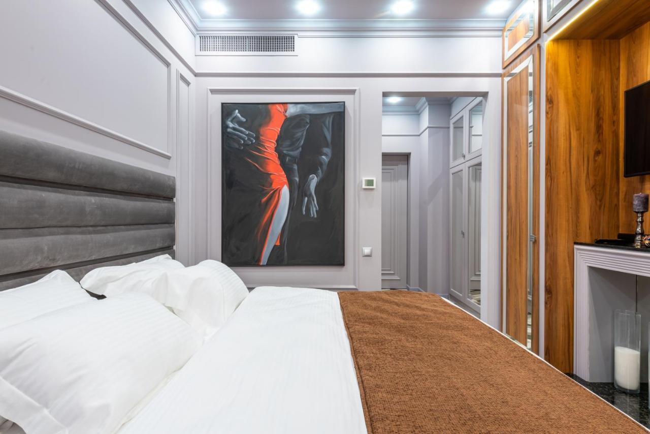 Mr Grey Boutique Hotel โอเดสซา ภายนอก รูปภาพ