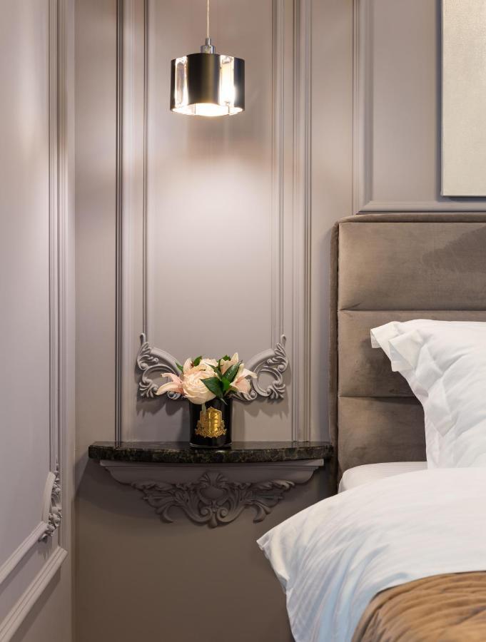 Mr Grey Boutique Hotel โอเดสซา ภายนอก รูปภาพ