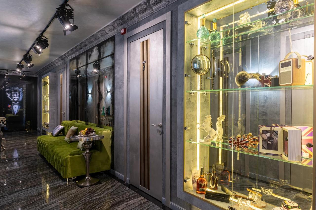 Mr Grey Boutique Hotel โอเดสซา ภายนอก รูปภาพ