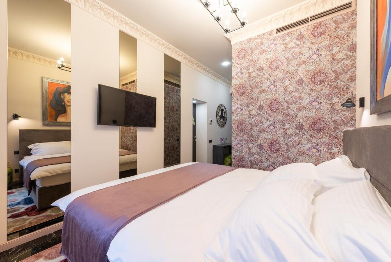 Mr Grey Boutique Hotel โอเดสซา ภายนอก รูปภาพ